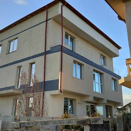 Twins Residence 2 Apart Hotel Ap 2 2 Rooms Chiajna Ngoại thất bức ảnh