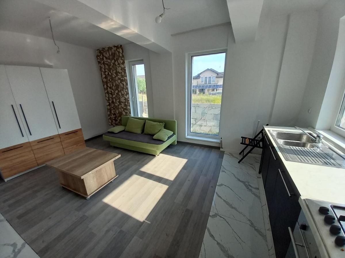 Twins Residence 2 Apart Hotel Ap 2 2 Rooms Chiajna Ngoại thất bức ảnh
