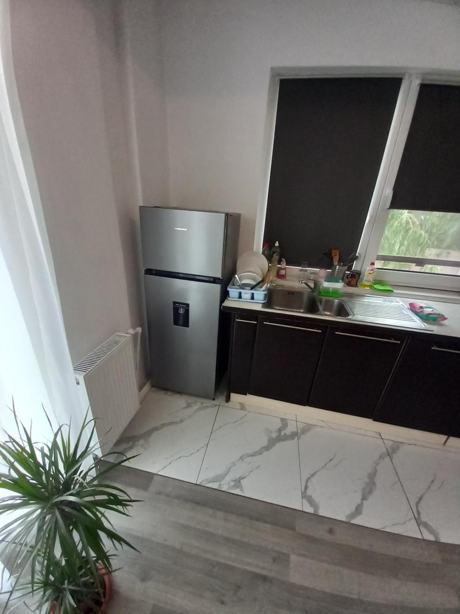 Twins Residence 2 Apart Hotel Ap 2 2 Rooms Chiajna Ngoại thất bức ảnh